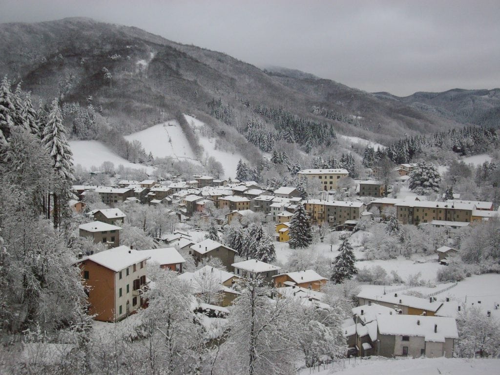 Montepiano con la neve