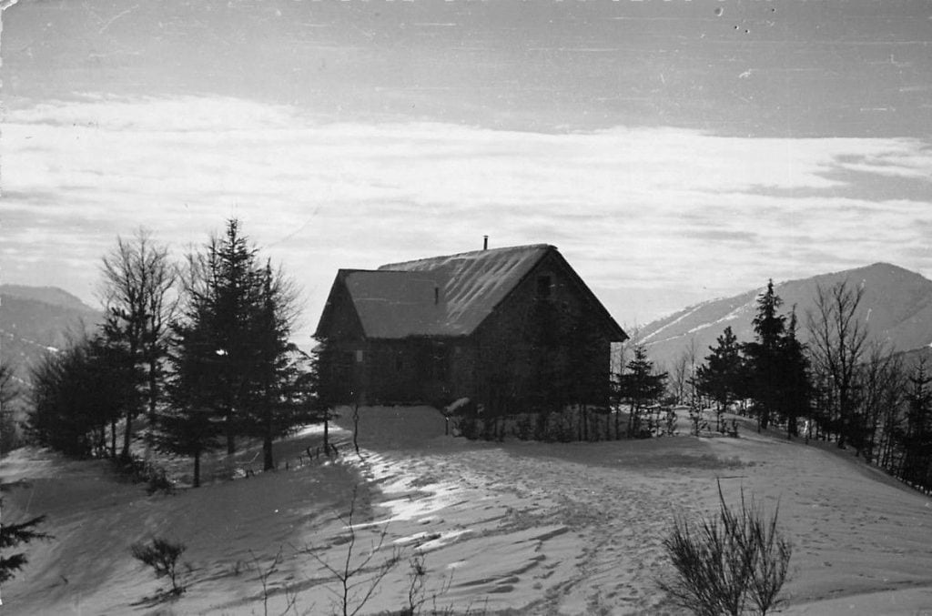 Rifugio Luigi Pacini foto d'epoca neve