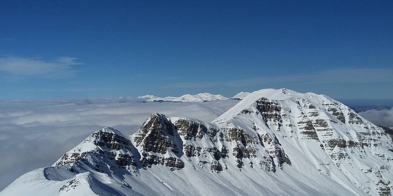 Gruppo del Giovo visto dal Rondinaio