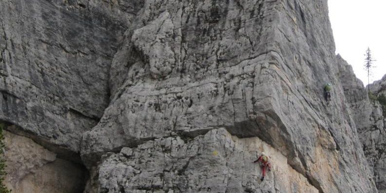 Locandina 18 Corso Arrampicata su Roccia