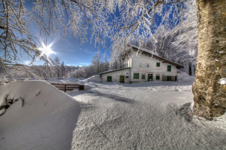 Rifugio Montanaro neve